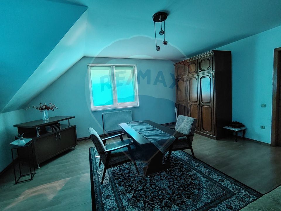 8 room House / Villa for sale, Central area