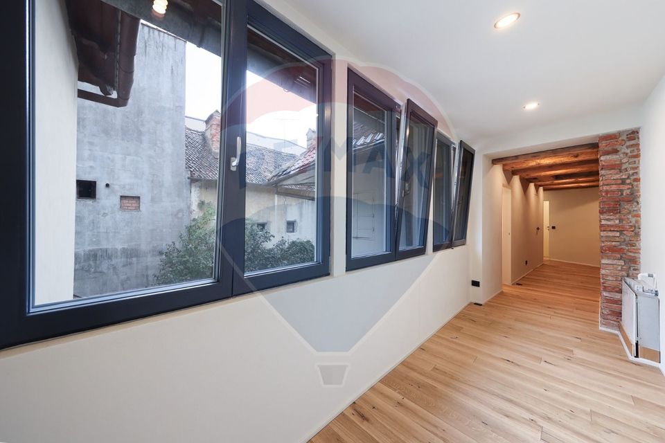 3 room Apartment for sale, Centrul Istoric area