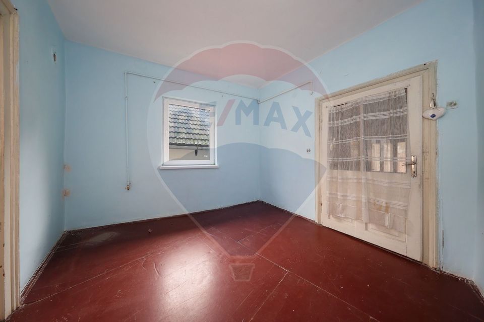 Corp de casă cu 2 studiouri independente, ideal pentru regim hotelier