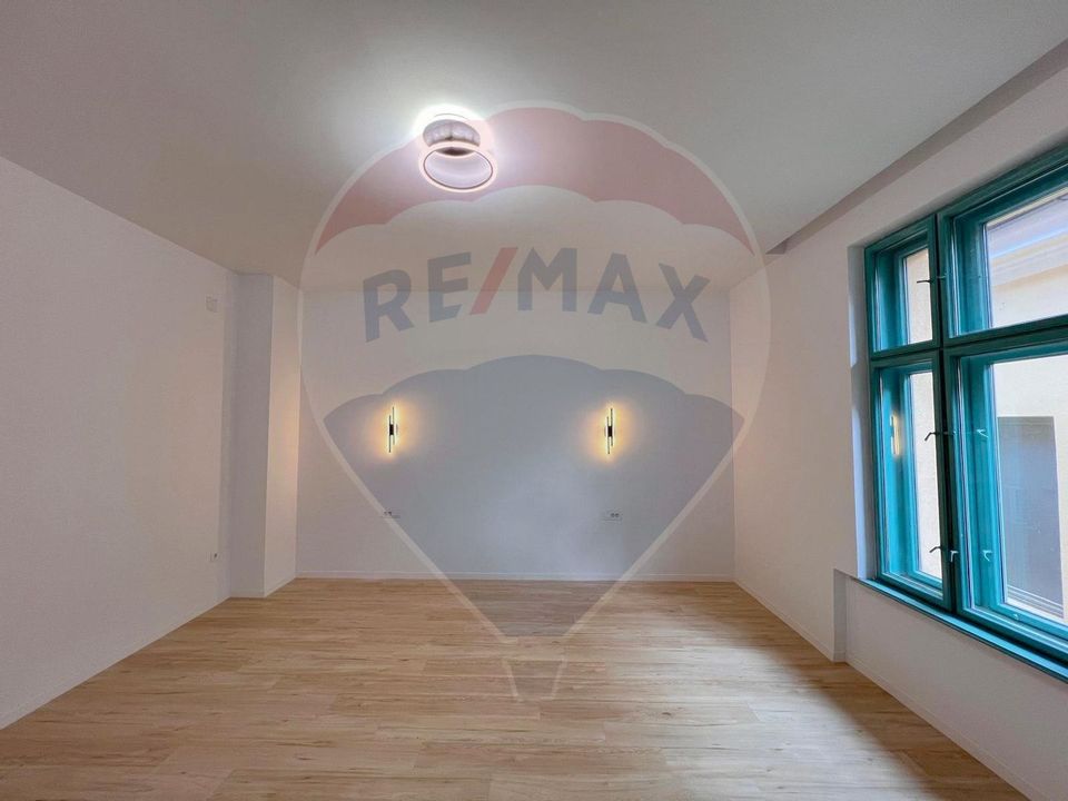 54sq.m Office Space for rent, Central area