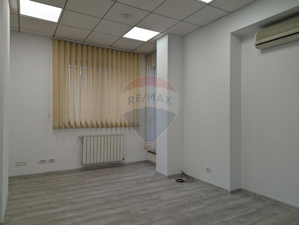 Spațiu de birouri de 251mp de închiriat în zona Aviatorilor