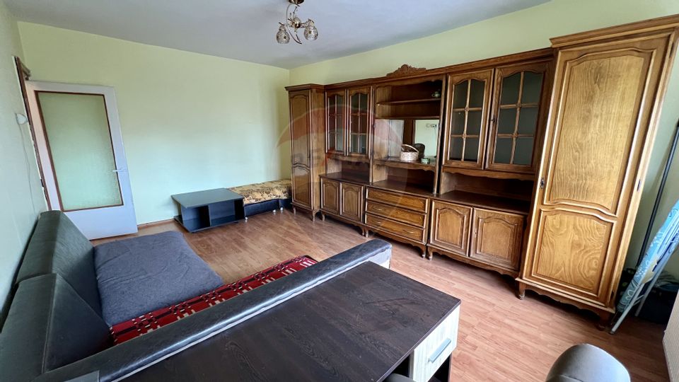 Apartament decomandat cu 3 camere de vanzare I Dorobantilor Braila