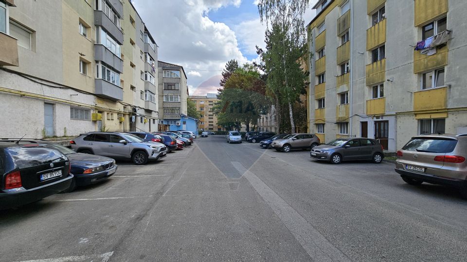 Apartament cu 4 camere confot 1 în zona Burdujeni-Suceava