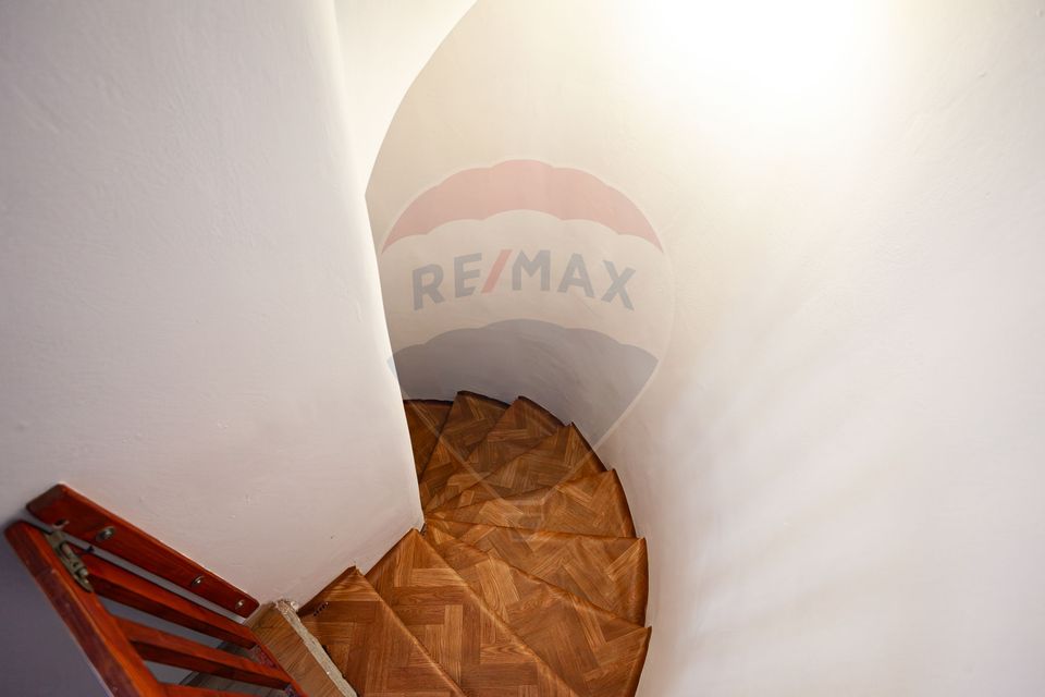 Apartament cu 2 camere de vânzare în zona Ultracentral