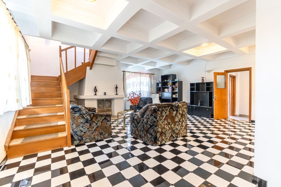 7 room House / Villa for sale