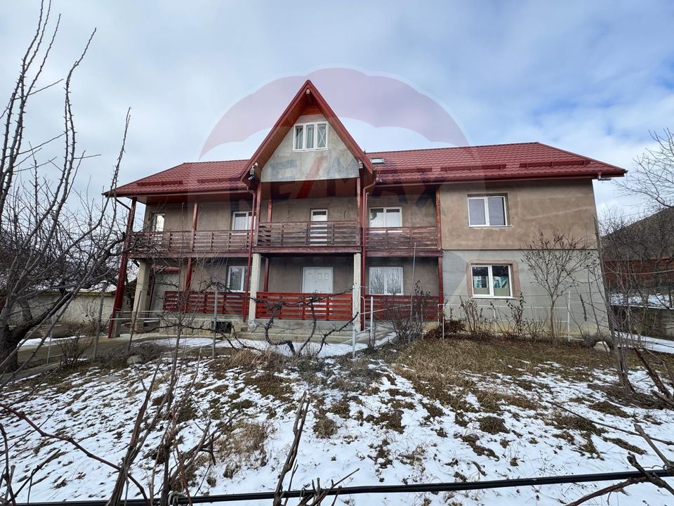 6 room House / Villa for sale, Darmanesti area