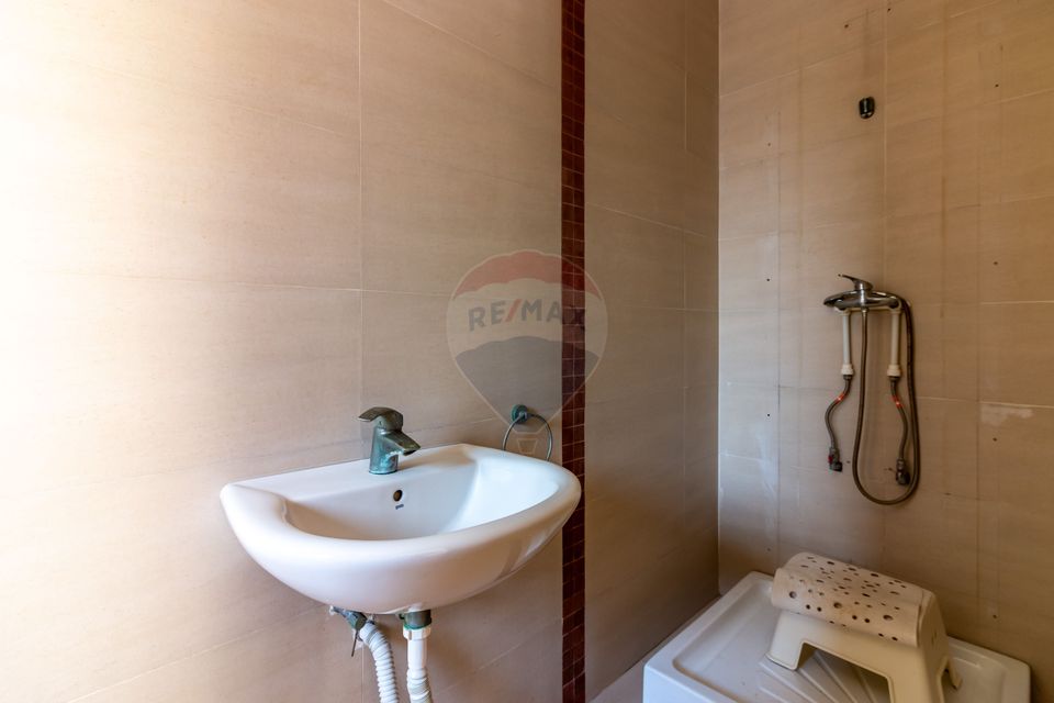 Casă / Vila de vanzare in Tunari, centru, parc, autobuz, utilitati