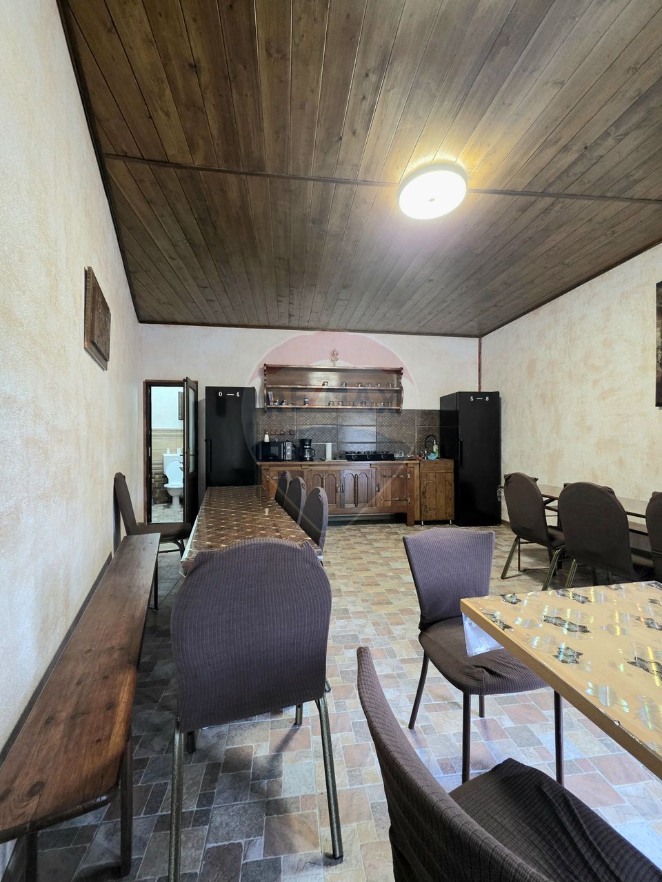 11 room Hotel / Pension for sale, Central area