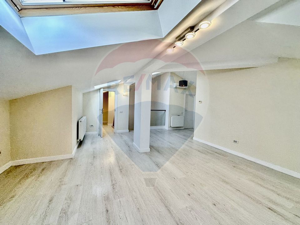 Vilă de Lux de Vânzare în Complexul Rezidențial Oxford Gardens