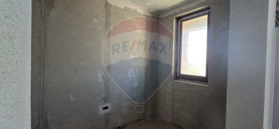 5 room House / Villa for sale