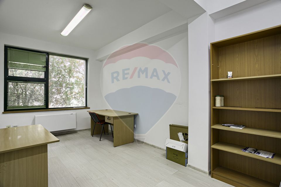 17sq.m Office Space for rent, Gradiste area