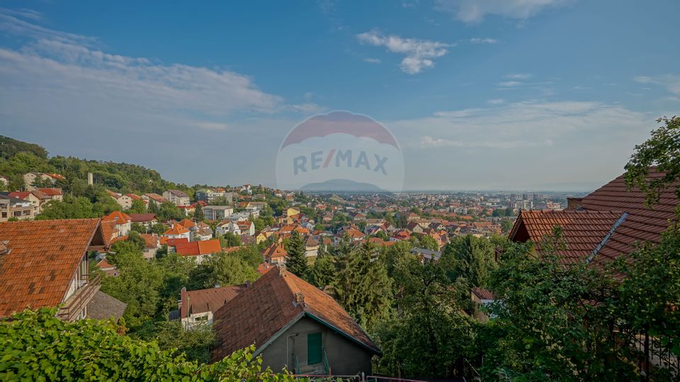 6 room House / Villa for sale, Brasovul Vechi area