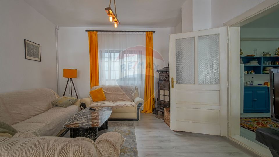 Casă / Vilă cu 6 camere, in inima naturii, comision zero pt cumparator