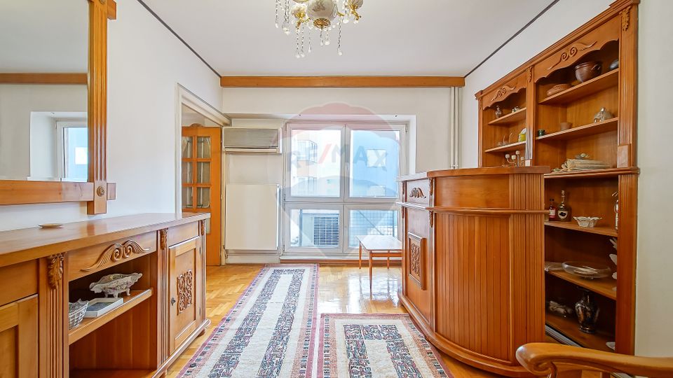 4 room Apartment for rent, Vlahuta area