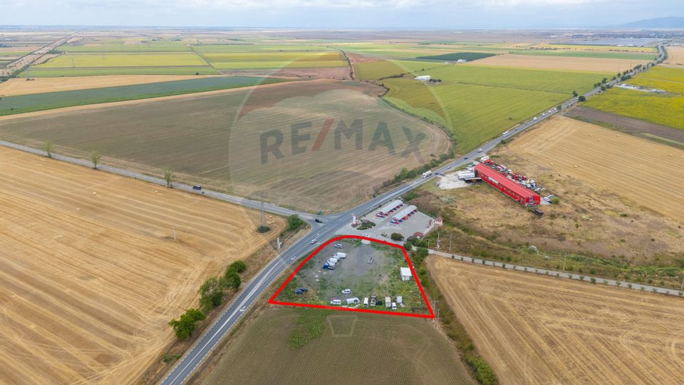 Teren 4200 mp, poziție strategică, utilități, Centura Arad