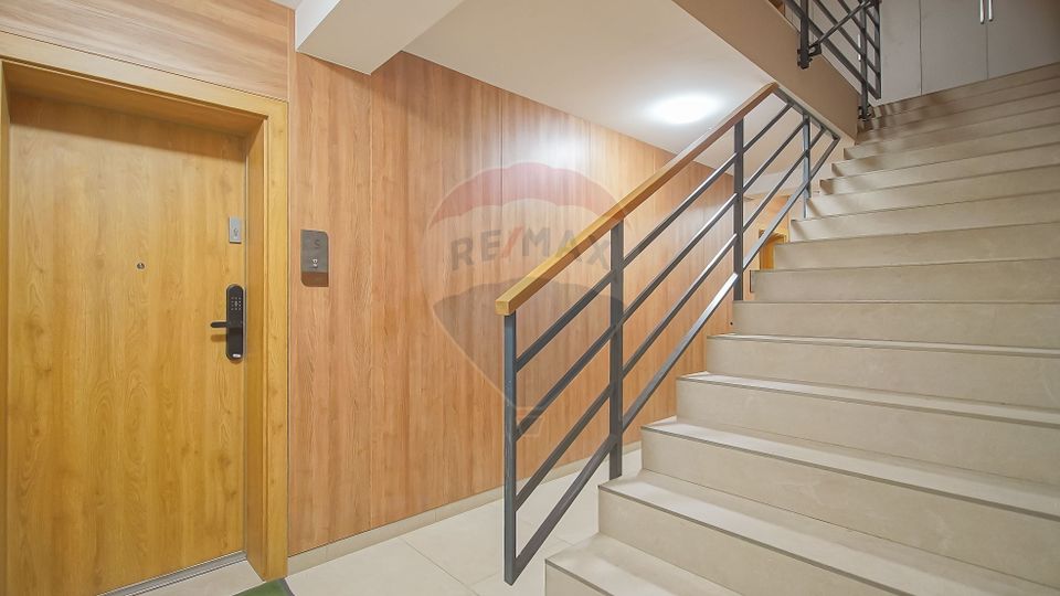 STUDIO MOBILAT SI UTILAT CU TERASĂ 17 MP | GRAND CHALET POIANA BRASOV
