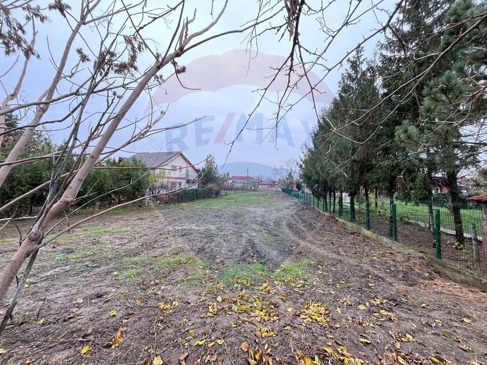 Land 1427 sqm - for sale in Mihailesti near Lake Arges