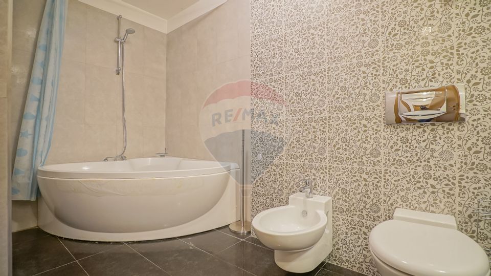 Comision 0%! Poziție, priveliște, terasă uriașă în Bellevue Residence!