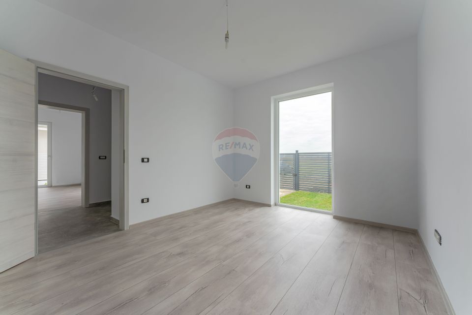 4 room House / Villa for sale