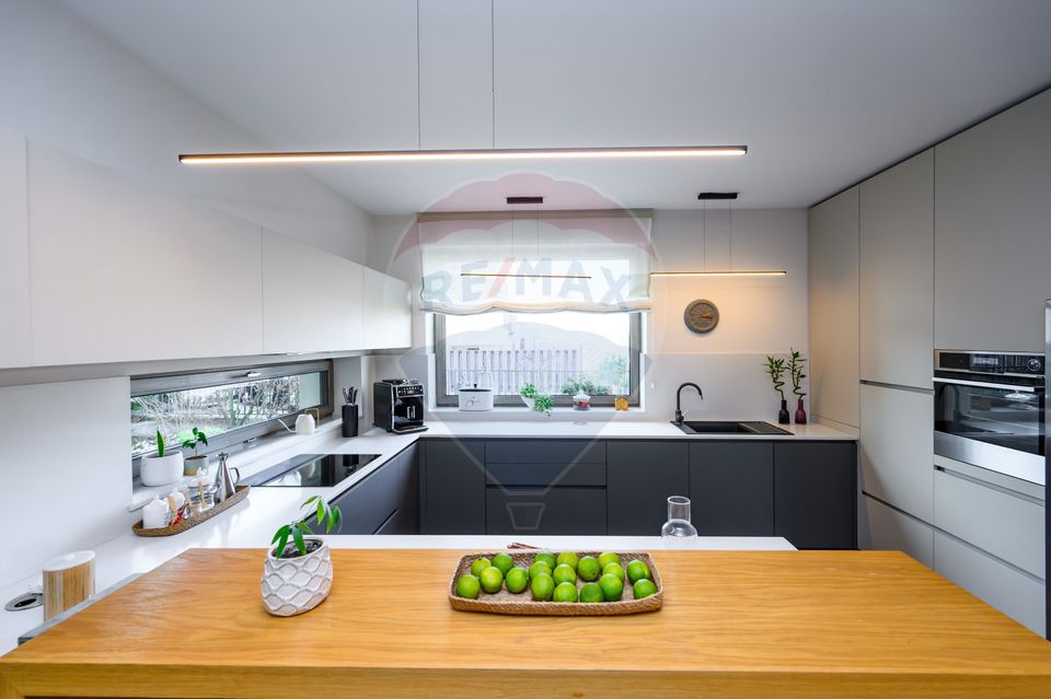 6 room House / Villa for sale, Borhanci area