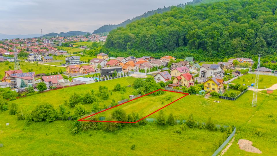 Land 1,025sqm Sacele / Strada Carpenului