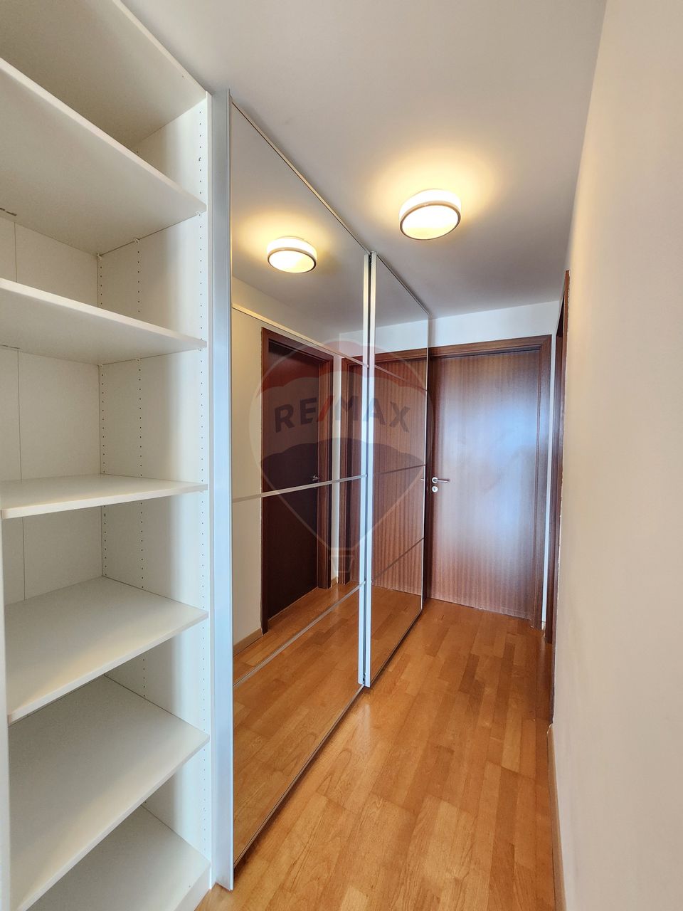 Baneasa Nordia Residence | 2 parcari | mobilat | gradina si lac