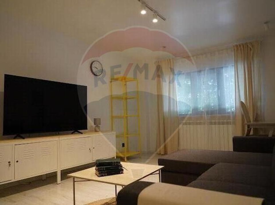 2 room Apartment for rent, Gara area
