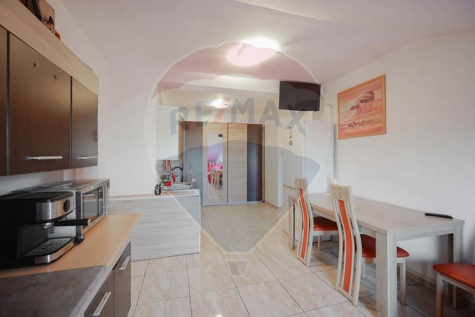De vânzare apartament cu 3 camere, Rogerius, Oradea