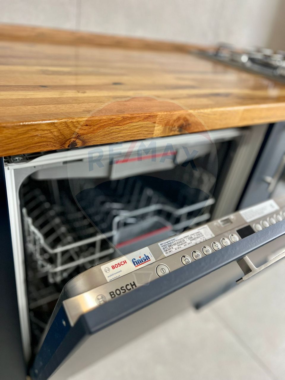 Apartament nou, prima utilizare - 2 Camere + Parcare