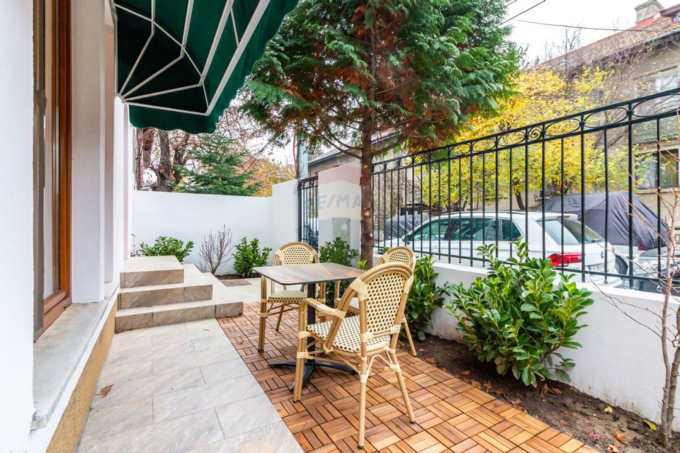 4-5 Bedroom Villa in Floreasca | Ideal for Residential or Office