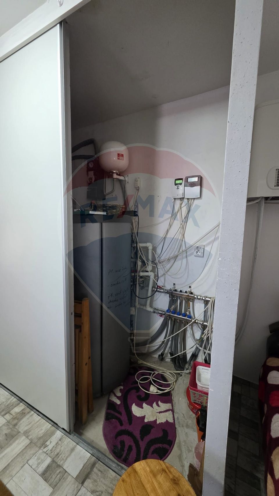 Casă / Vilă cu 4 camere de vânzare