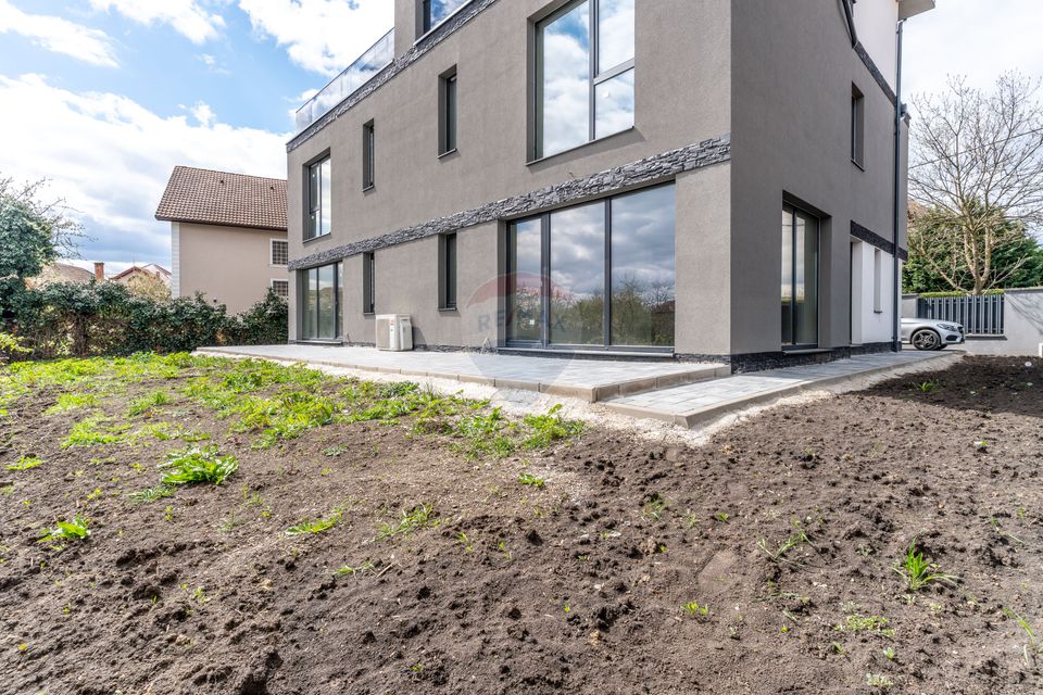 Duplex 5 camere, 60mp terase, zona linistita, comision 0