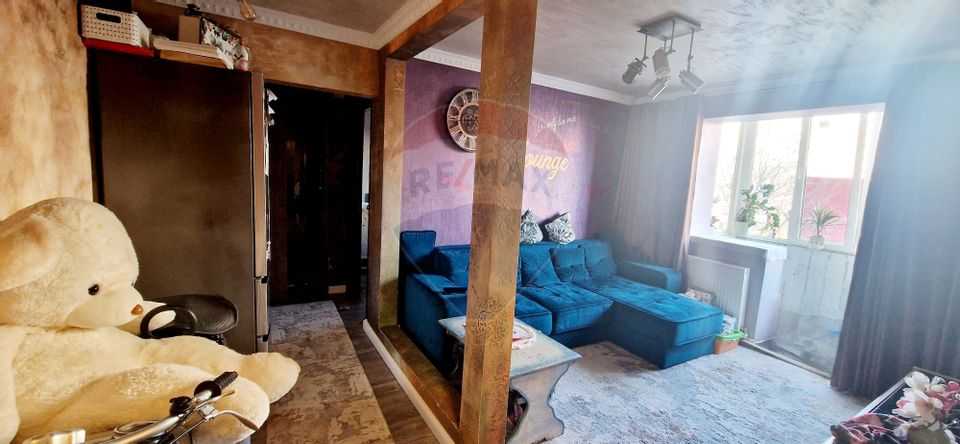 Apartament 2 camere, etaj 1, complet renovat