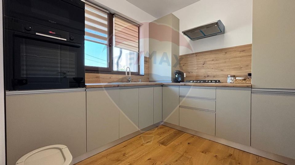 Casa  cu etaj de inchiriat pe termen lung Eforie Nord