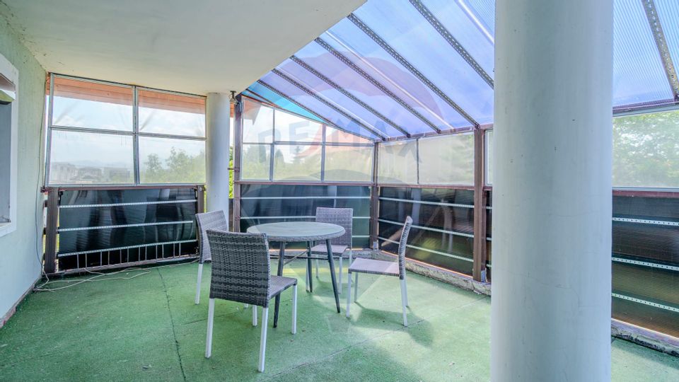 10 room House / Villa for sale