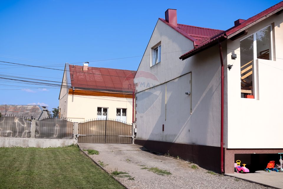 Casă cu 5 camere de vânzare/ Sighetu Marmației/ Str. Tisei