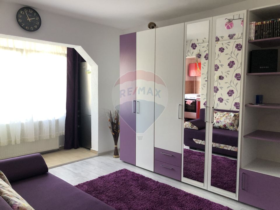 Garsonieră de vânzare