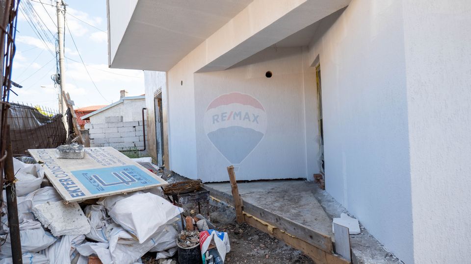 Vanzare duplex P+1+2 retras