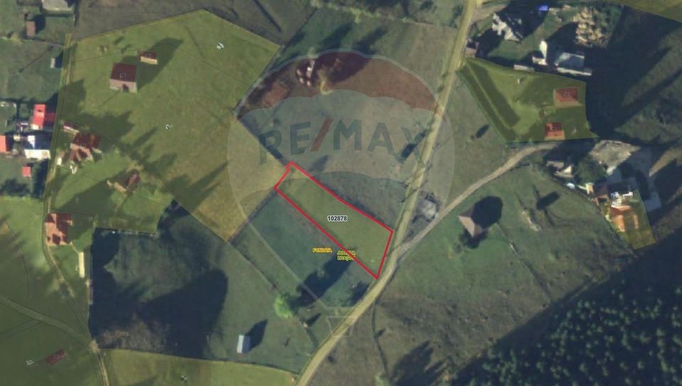 Land 1,380sqm Fundata / Strada Principala