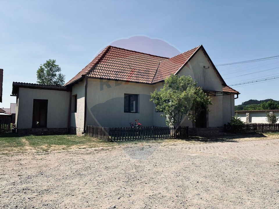4 room House / Villa for sale