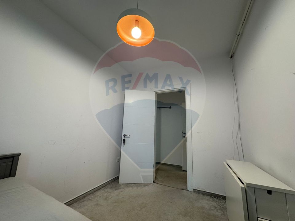 Oportunitate!Apartament modern cu terasă de 100 mp cu spațiu comercial