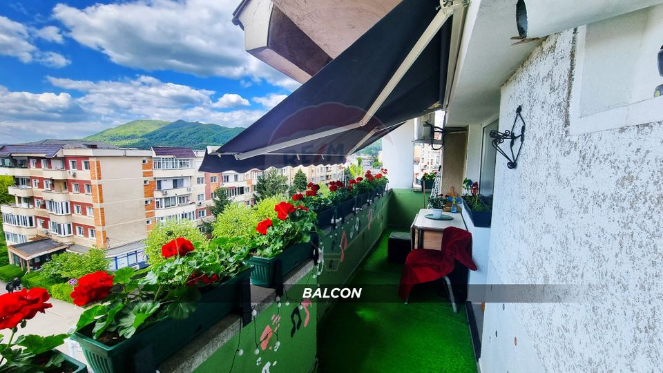 Rar în Centru: De Vanzare cu Vedere Panoramica  Mobilat Complet