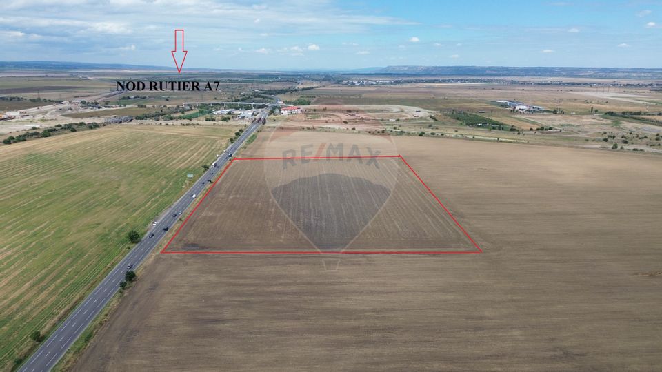 Teren Tisita/ DN2 E85 2.75 ha