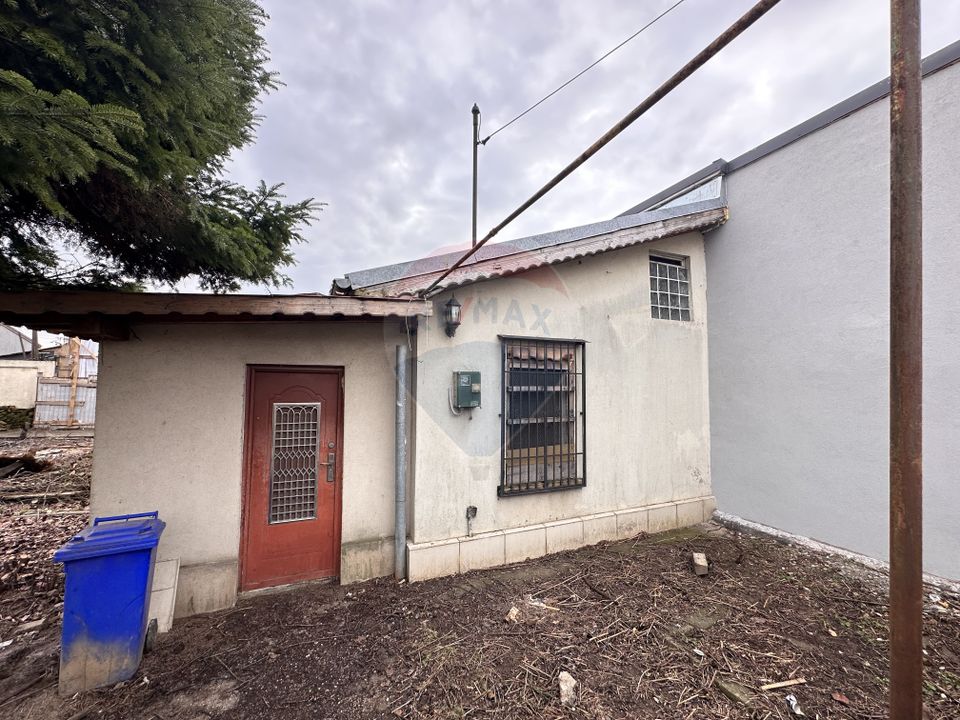 Land with house - 498 sqm Colentina/St. Nicolae Apostol