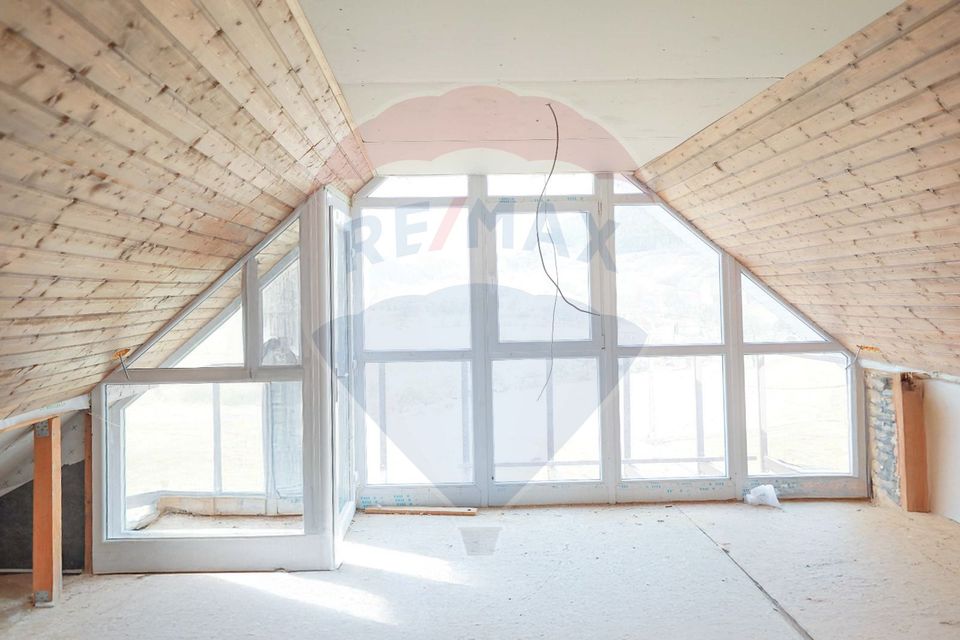 Casă de vânzare zona Bratca, 5 camere, 12 375 teren