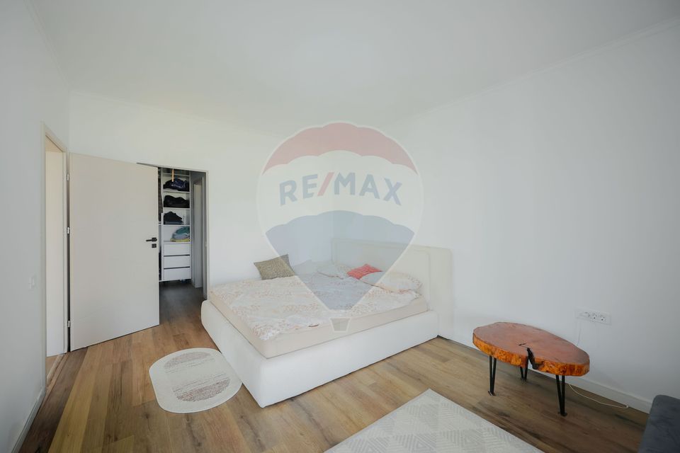 4 room House / Villa for sale