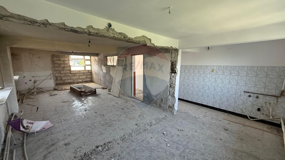 650sq.m Commercial Space for sale, Gara area