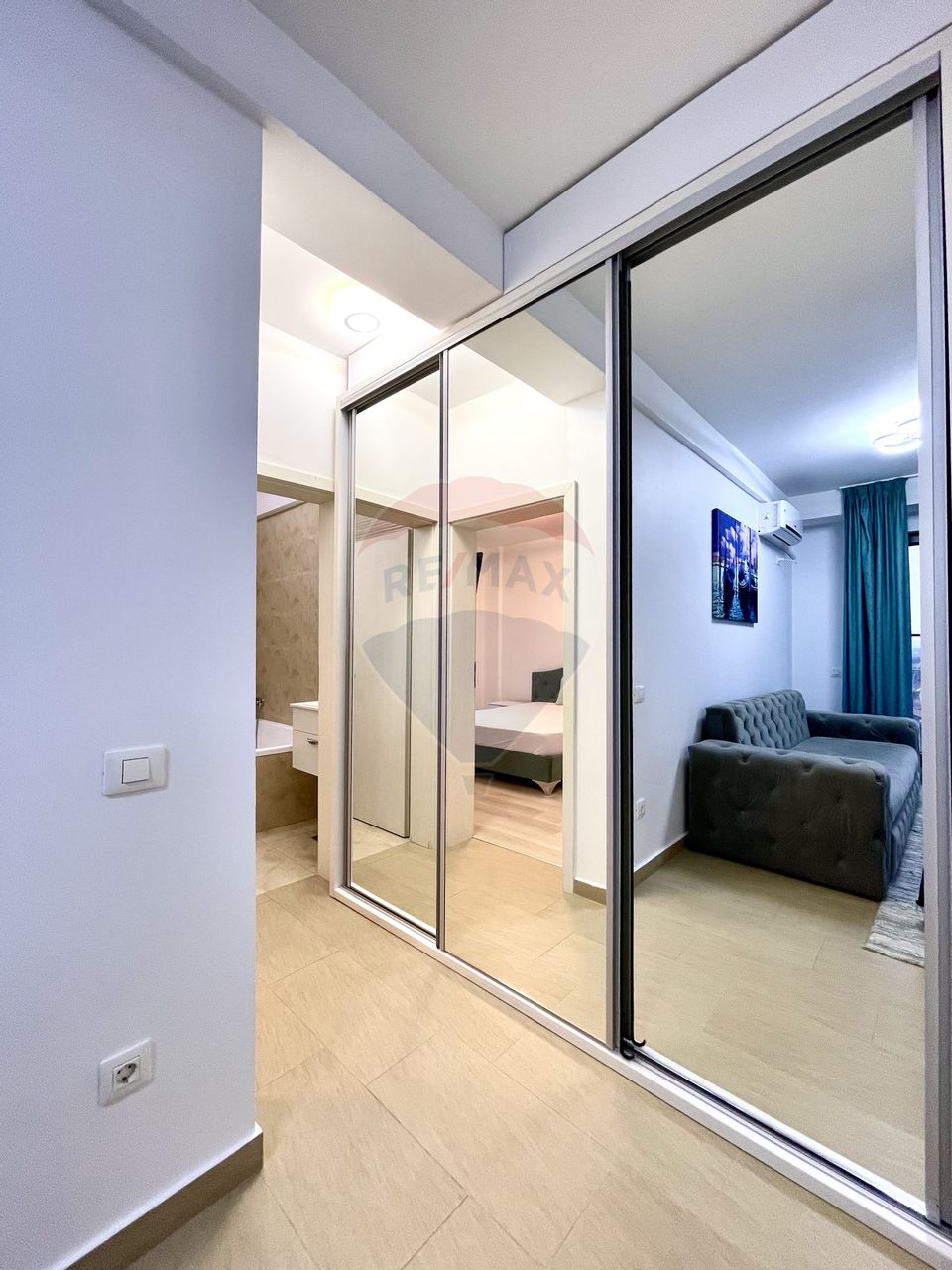 Apartament cu 2 camere de vânzare- zona Hanul cu Peste