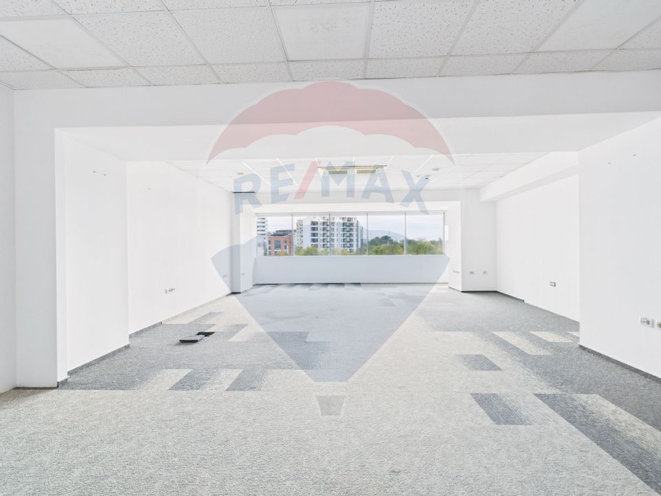 Spațiu comercial parter, 266 mp, diverse activitati în zona Baneasa