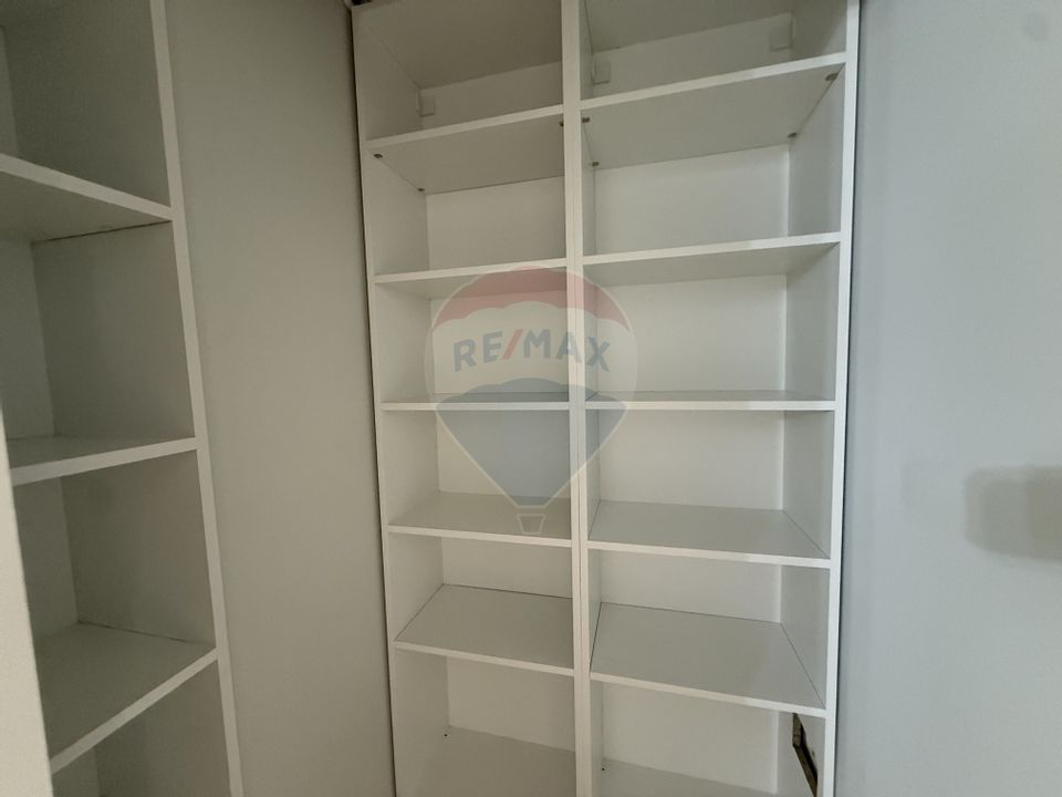 Apartament cu 2 camere de închiriat în zona Dacia Constanta